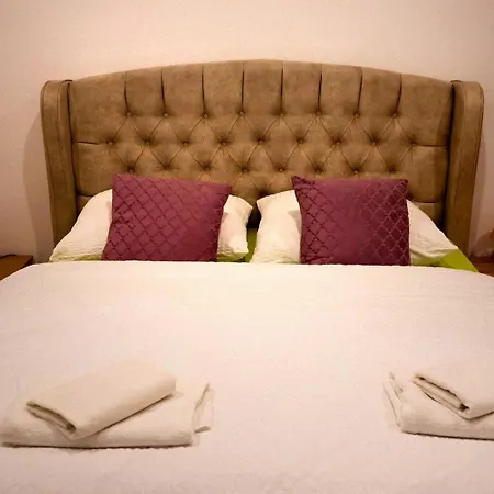 Apartamento And Monaco *