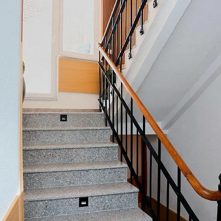 Apartamento And Monaco *