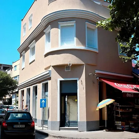 Apartamento And Monaco *