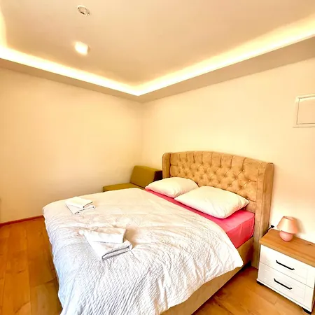 Apartment And Monaco Mostar