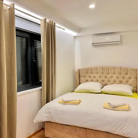 Apartamento And Monaco Mostar