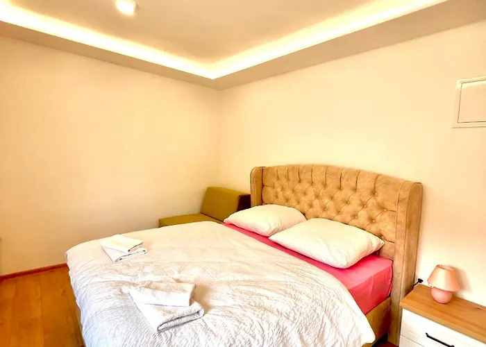 Apartamento And Monaco Mostar